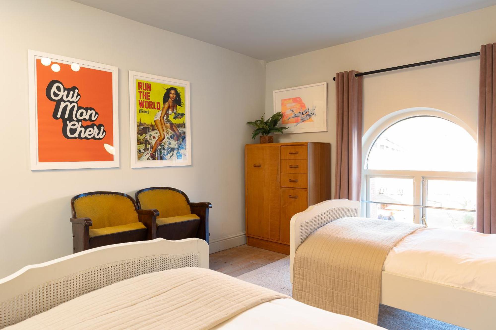 Stylish Seaside Home With King Beds And Parking Scarborough Eksteriør billede