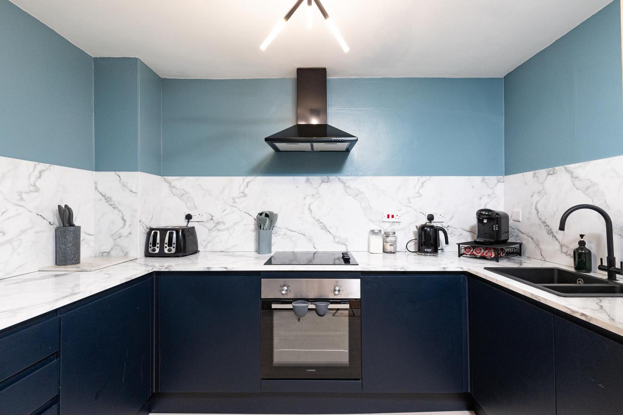 Stylish Seaside Home With King Beds And Parking Scarborough Eksteriør billede