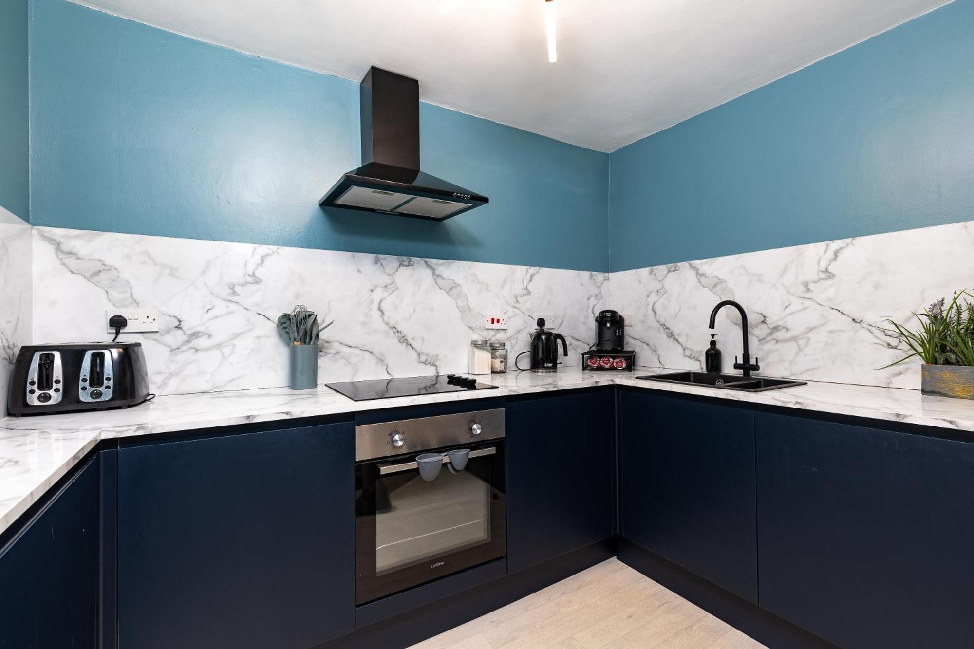 Stylish Seaside Home With King Beds And Parking Scarborough Eksteriør billede